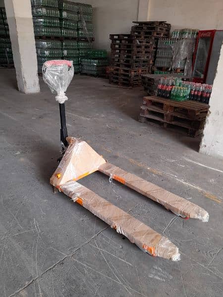 Hand Pallet Trucks Trolleys Lifters Available For Sale 4
