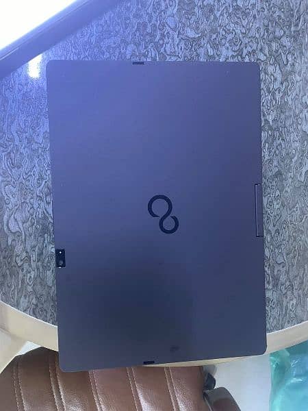 Fujitsu LifeBook T939 touch Core i5 8th Gen i5-8365U 1.6GHz 0