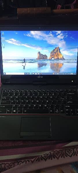 Fujitsu LifeBook T939 touch Core i5 8th Gen i5-8365U 1.6GHz 5