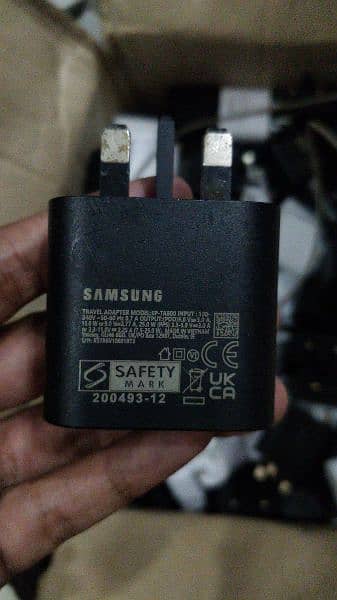 100% Mobile charger for mi samsung or infinix 03008010073 2