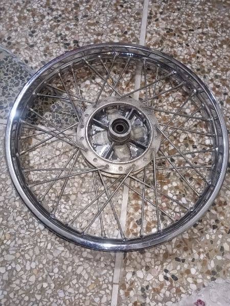 suzuki gs 150 front & back wheel 18 model bike 1