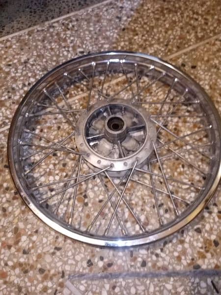 suzuki gs 150 front & back wheel 18 model bike 4