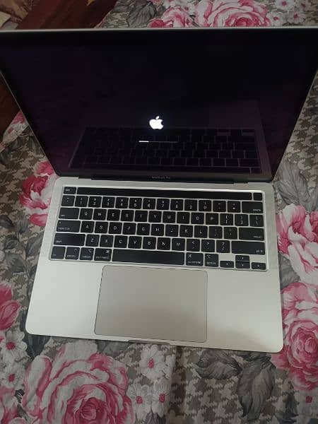 MACBOOK PRO LATE 2020 CTO MODLE TOUCHBAR I7 Q-C 2.3 32GB RAM 512GB SSD 7