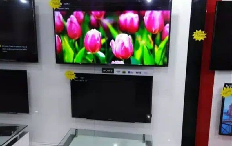 32"INCHESS LETESTS Model Android SAMSUNGS smrts UHD led TV 03221257237 0