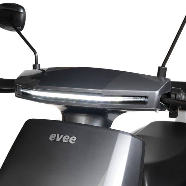 Evee C 1 Pro Electric Scooty 2024 Model Zero Meter 4