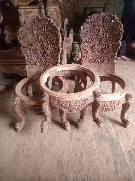 Best quality wooden chairs available on Taqi furniture 16