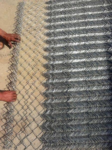 Chain link Jali Razor Wire Barbed Wire Security Fence Weld mesh 7