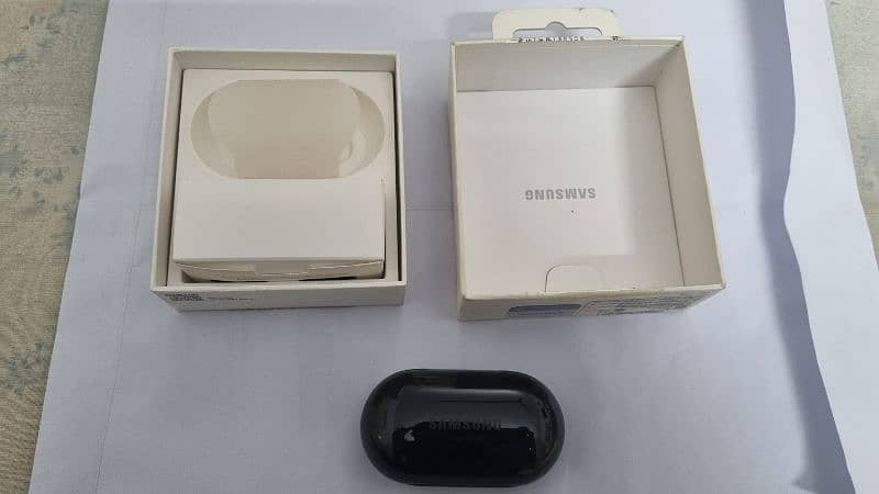 Samsung Galaxy Buds Plus for sale (Mint Condition) 4