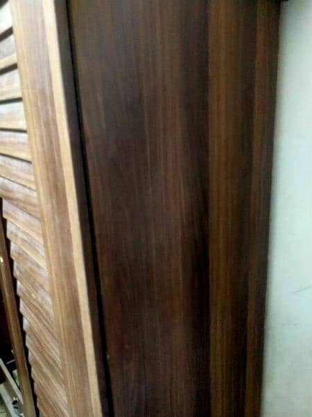 Wooden Almari 2 Cabinet Good Condition 6