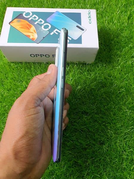 Oppo F15 8Gb 256Gb ,OPPO Reno Z  8/256Gb ( Display Fingerprint ) 10/10 3