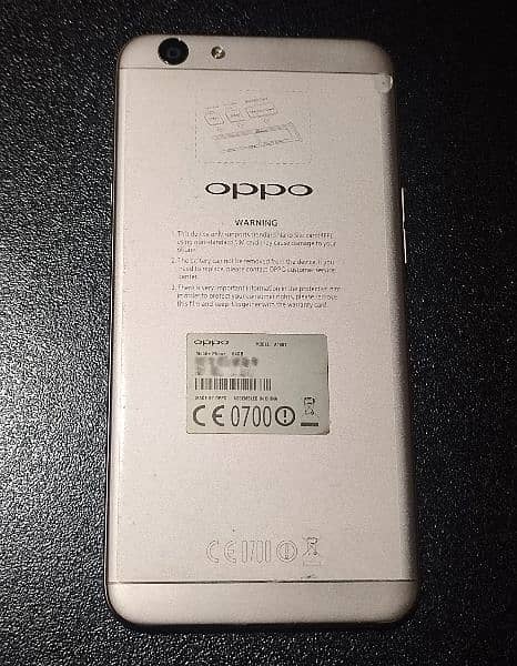 OPPO F1S 4 / 64 Gb 3