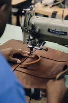 ladies hand bags stiching helper