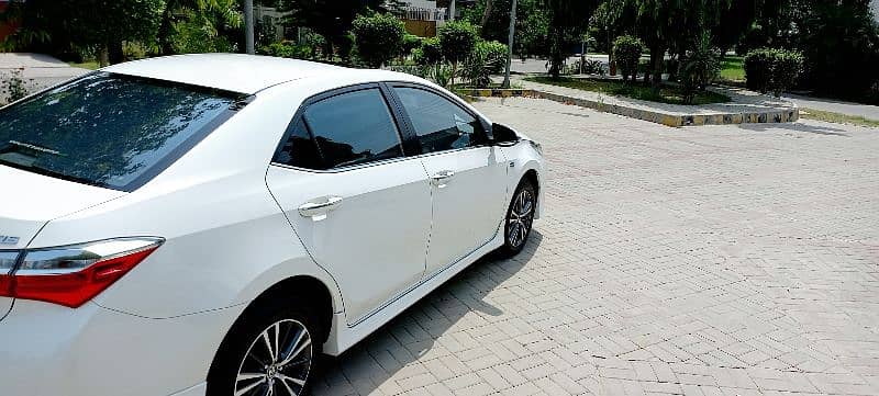 Toyota Corolla Altis Grande 2018 7