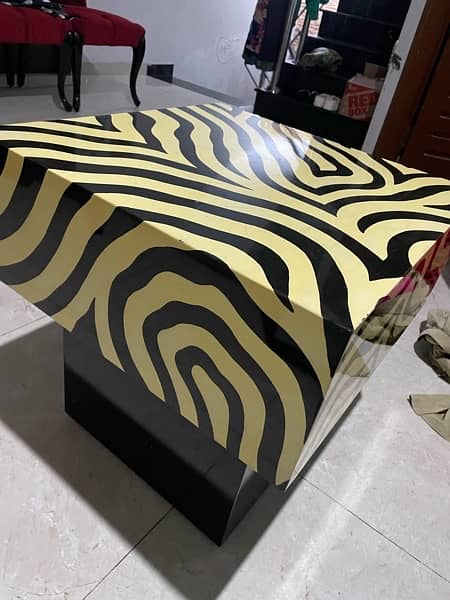 Zebra Center and side tables 1