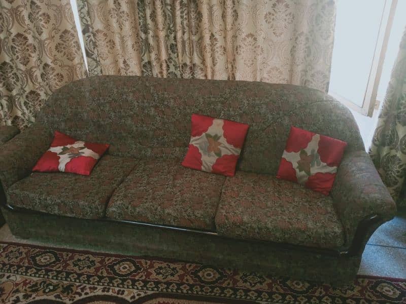 sofa set urgent sale 1