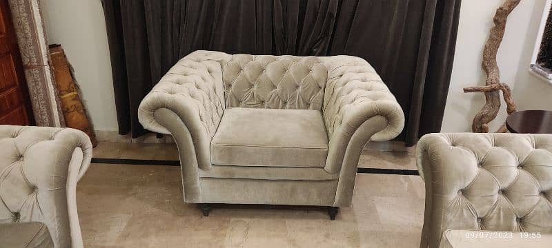 sofa set for sale in good condition 2