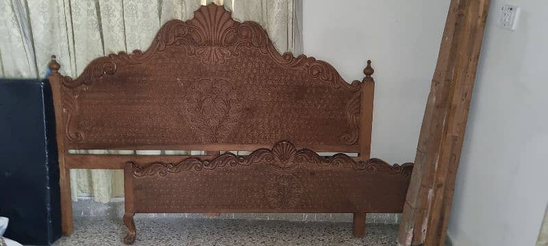 walnut queen size bed 0