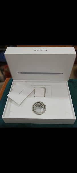 MacBook Air 2020 Core i3 8GB 256GB Space Grey & Gold Color With Box 12