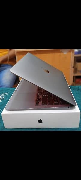 MacBook Air 2020 Core i3 8GB 256GB Space Grey & Gold Color With Box 16