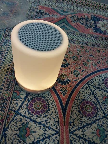 Wireless Bluetooth Touch Lamp Portable Stereo Bass Speaker 9