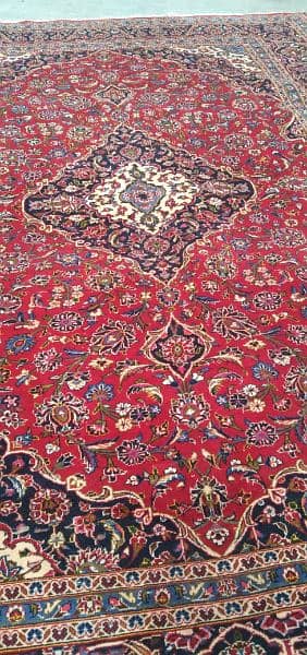 Irani hand knotted carpet. 7