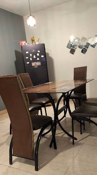 Dining table with 6 chairs 0