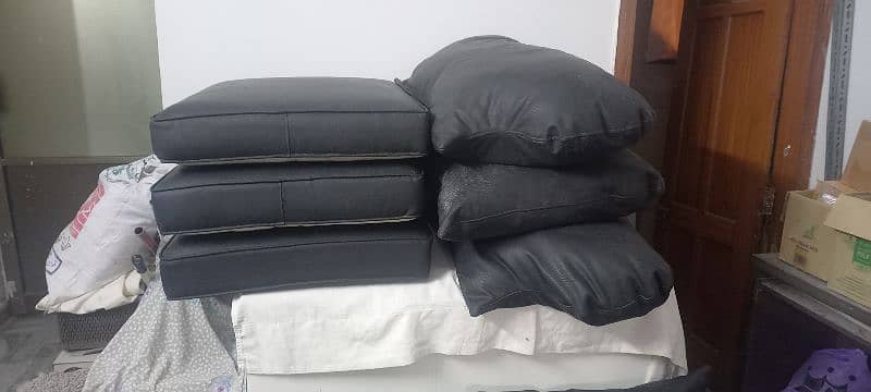 Leatherite Sofa seats for 5 seater sofa 6