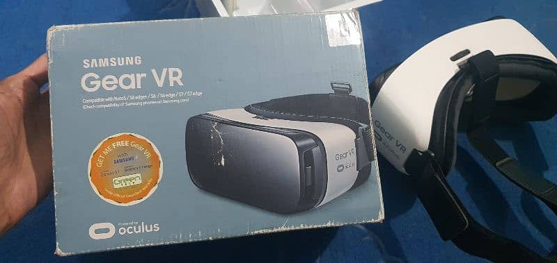 Samsung Gear VR by Oculus 1