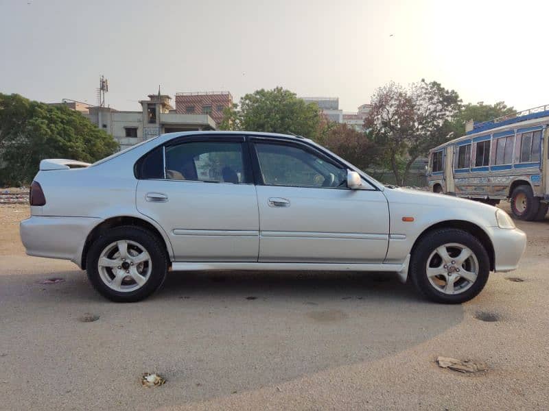Honda Civic 1999 Karachi Registration mint condition 1