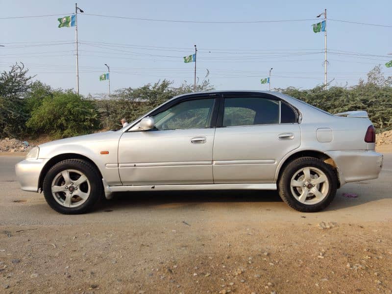 Honda Civic 1999 Karachi Registration mint condition 3
