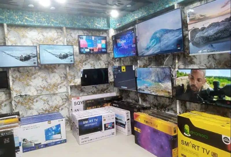 28 inch - Samsung 4k UHD Led Tv 3 year warranty contact 03024036462 0