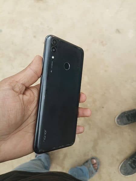 Honor 8c 3gb 32gb Mobile for sale 4
