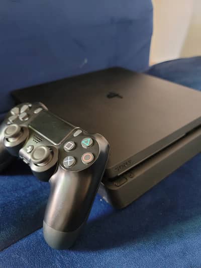 Ps4 500gb with 2 console with 6 games