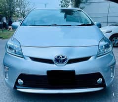 Toyota Prius S LED 2013