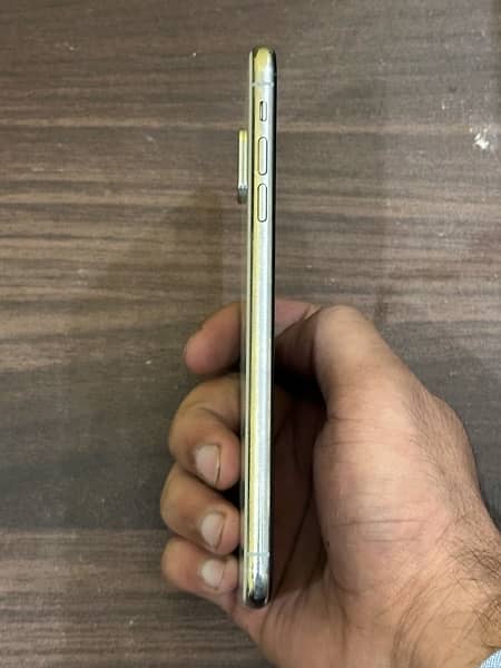 Iphone xs max non pta factory unlock 4