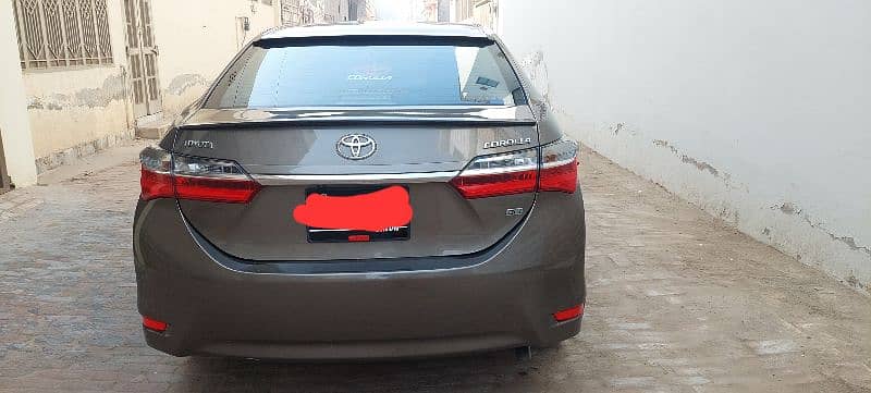 Toyota Corolla Gli 2018 lush condition 1