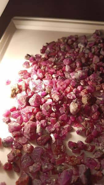 Ruby rough and cutting 1