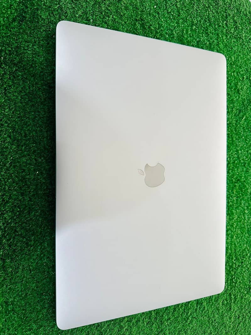 Apple Macbook PRo 2019 Core i9 3