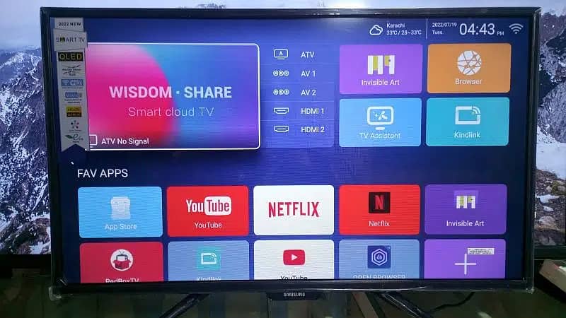 70 inch smart Samsung LED TV with warranty  UHD 8k model 03334804778 1