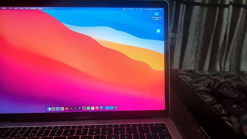 Macbook Pro 2017 in good condition 8/128 GB 3
