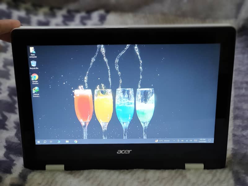 Acer Laptop 360° Touch Screen 1