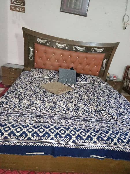 bed with two side tables and matress 0
