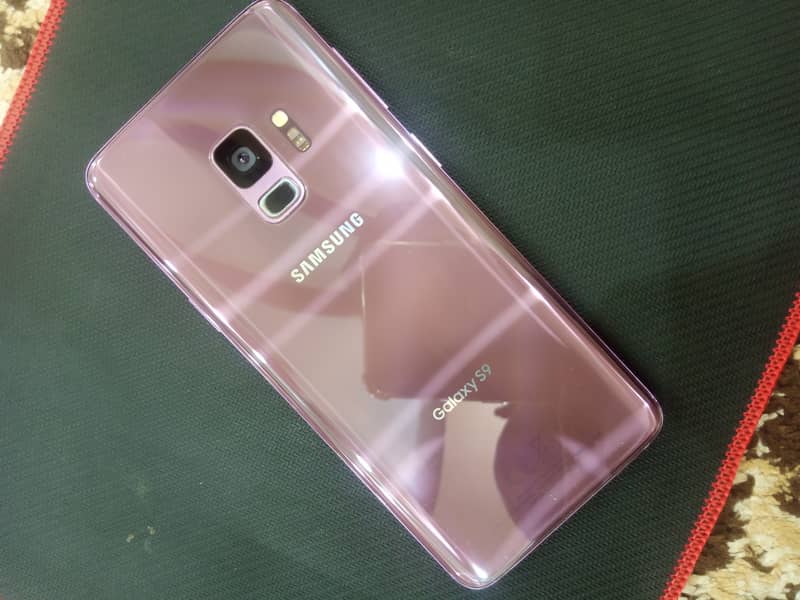 Samsung Galaxy S9 4/64 12