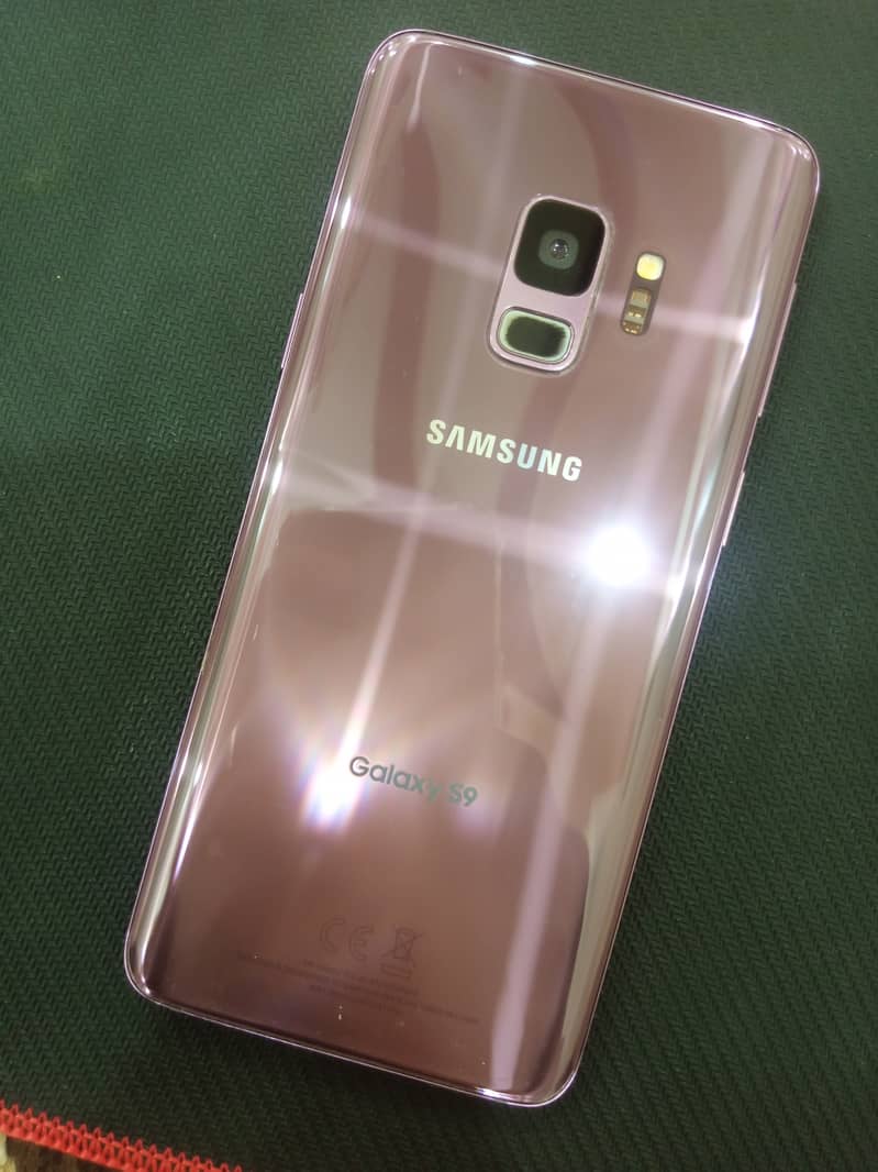 Samsung Galaxy S9 4/64 13