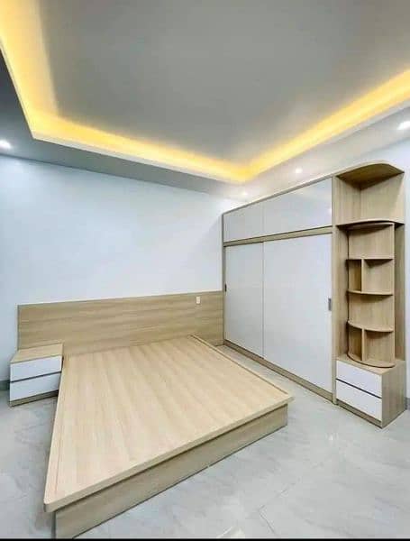 Luxury Stylish Bedroom Furniture Set Available 16