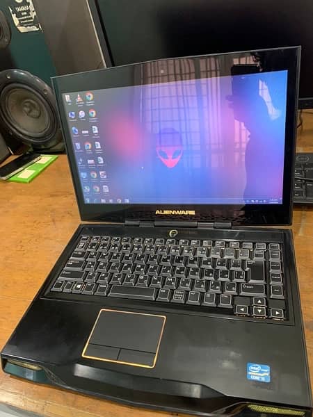 Dell Alienware M14x R2 i5 3rd generation gaming laptop. 3