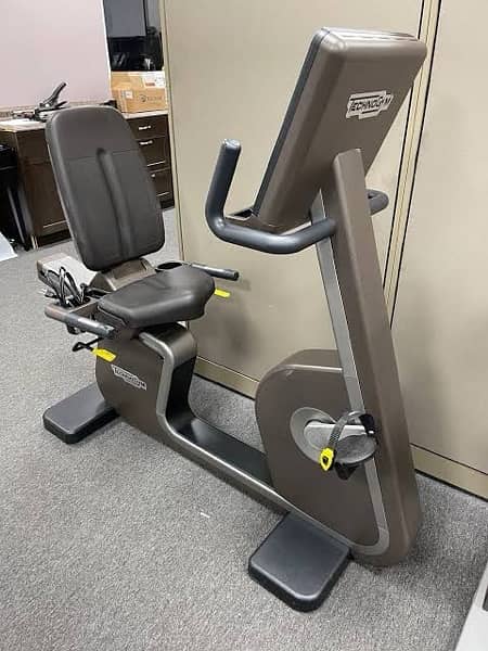 Technogym artis run series italy slightly used 1