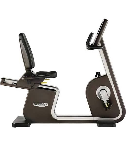 Technogym artis run series italy slightly used 2