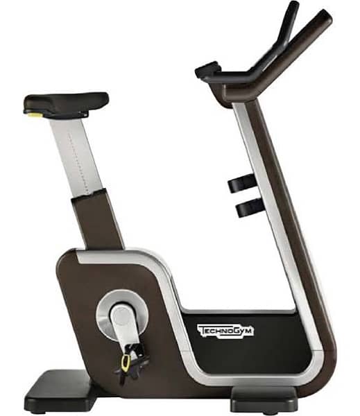 Technogym artis run series italy slightly used 4