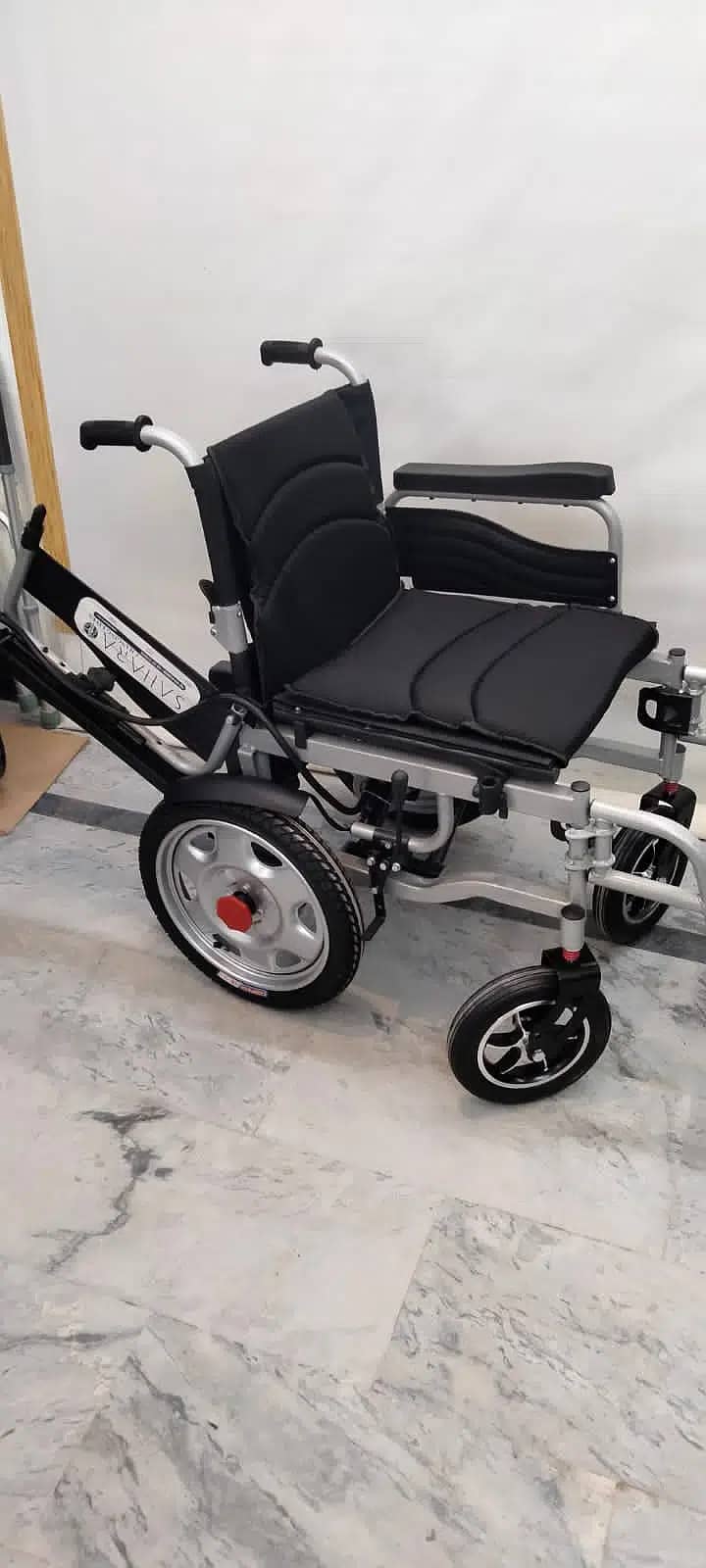 Electric wheelchair Foldable with Warranty Brand New 2